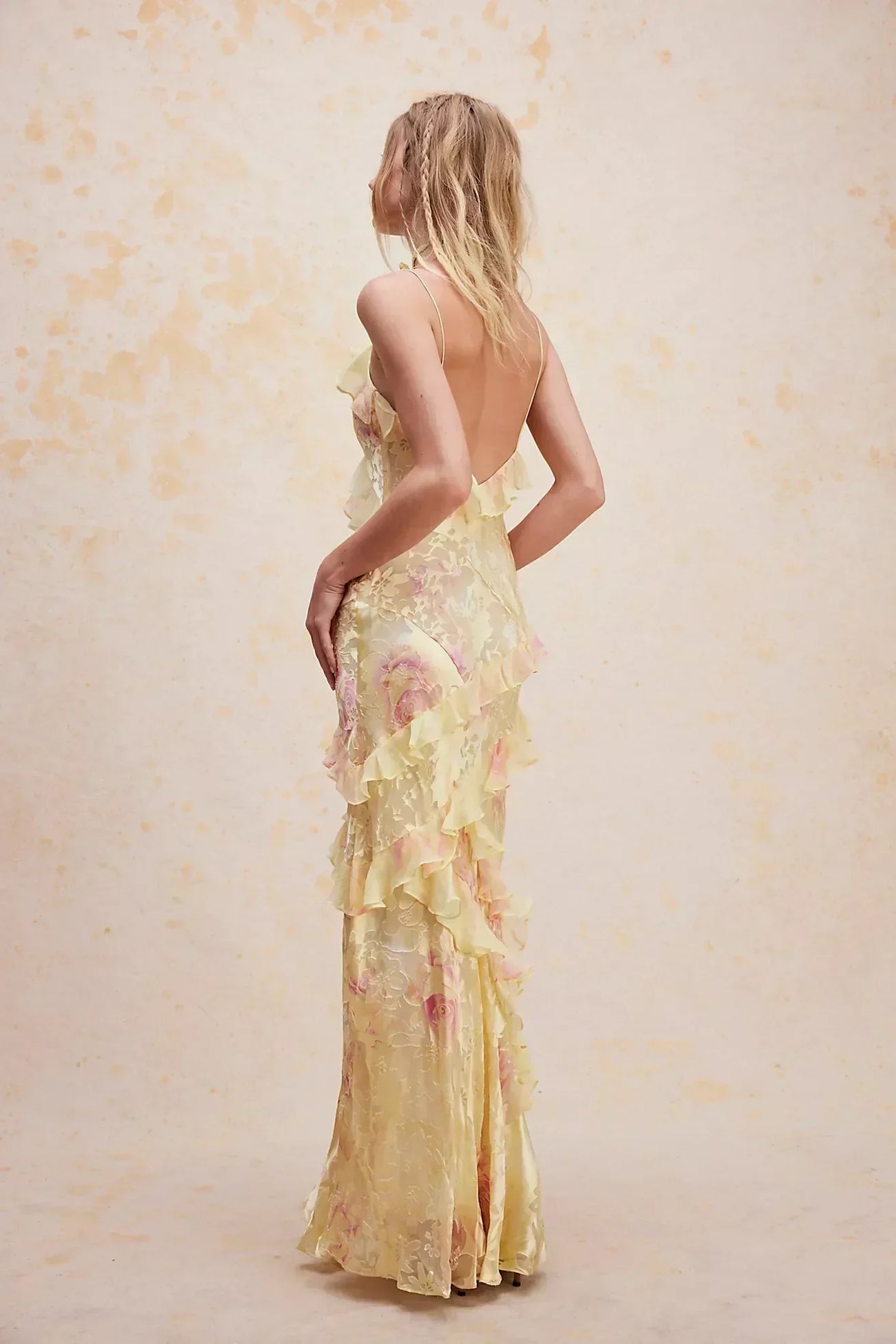 Anwen | Dreamy Ruffled Gown